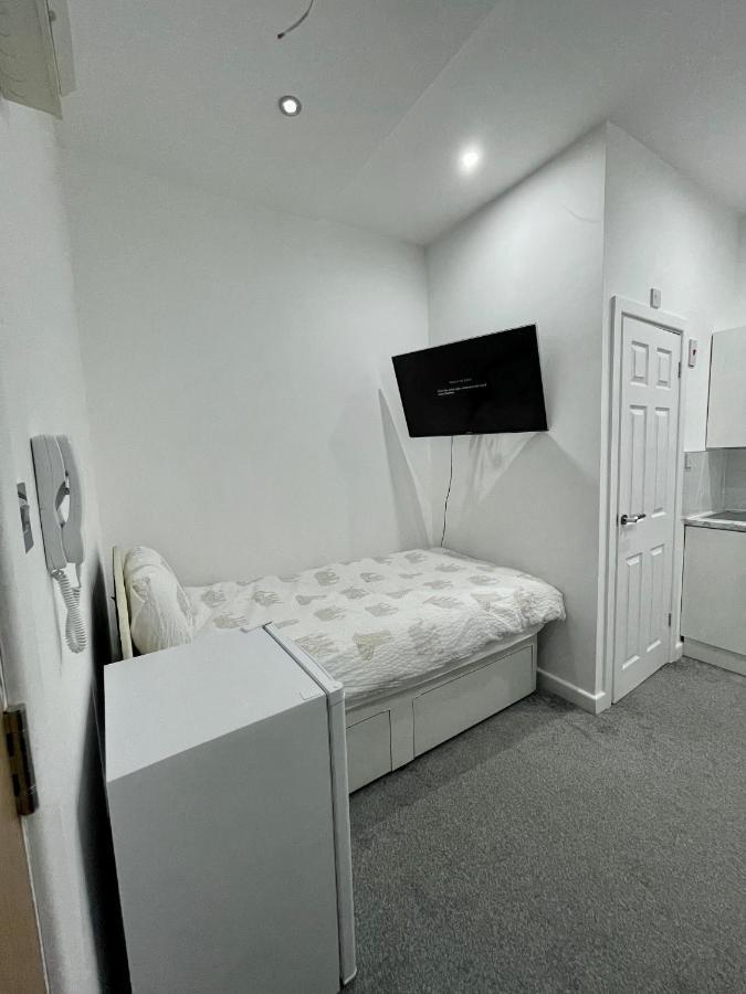 Self Contained Studio In Bham City Centre W Parking Birmingham Exteriör bild
